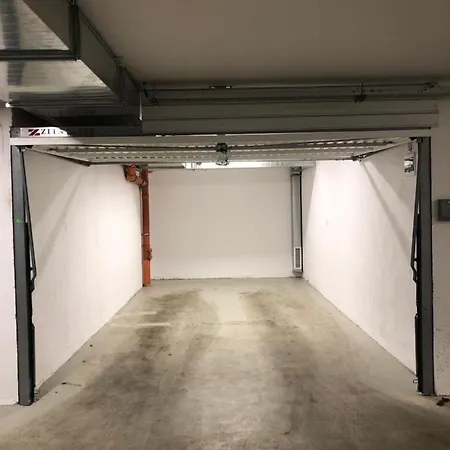 Ivan's Kapana With Garage شقة بلوفديف